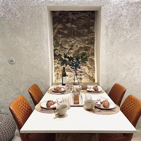 New Design & High Standard From 16th Century In Old Town-free Parking Lägenhet