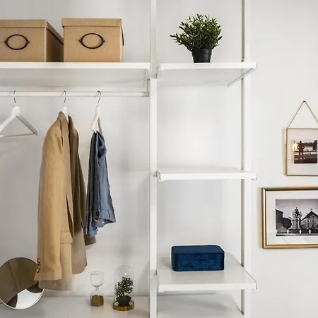 New Design & High Standard From 16th Century In Old Town-free Parking Lägenhet Bratislava