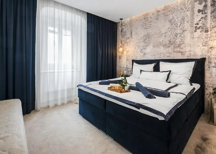 New Design & High Standard From 16th Century In Old Town-free Parking Lejlighed Bratislava
