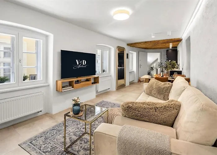 New Design & High Standard From 16th Century In Old Town-free Parking Bratislava